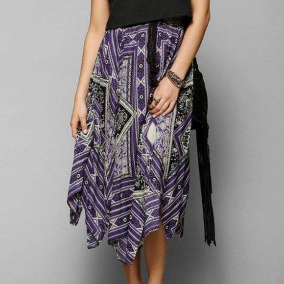 Urban Outfitters Handkerchief-Hem Midi Skirt Small - Picture 3 of 10